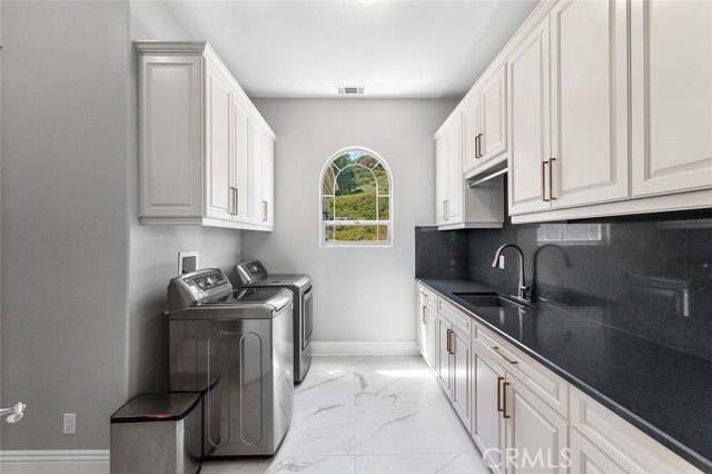 Detail Gallery Image 40 of 46 For 41653 Oak Trail Ct, Murrieta,  CA 92562 - 4 Beds | 3 Baths