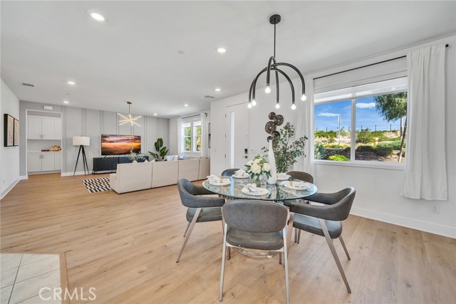 Detail Gallery Image 2 of 36 For 293 Lynx, Irvine,  CA 92618 - 4 Beds | 3 Baths