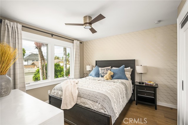 271 Prospect Avenue, Long Beach CA: https://media.crmls.org/medias/b1496b12-095f-422e-a6ba-f0cba457348a.jpg