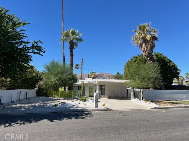 Detail Gallery Image 6 of 37 For 45416 Panorama Dr, Palm Desert,  CA 92260 - 4 Beds | 2/1 Baths