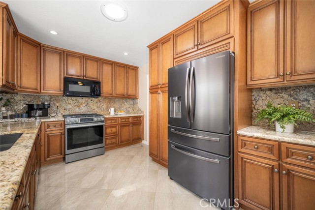 Detail Gallery Image 24 of 58 For 2432 Chippewa Ave, Placentia,  CA 92870 - 4 Beds | 2 Baths