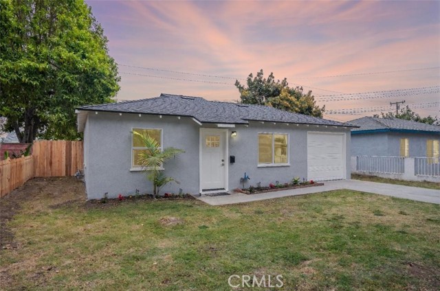 Detail Gallery Image 1 of 37 For 6022 Camerino, Lakewood,  CA 90713 - 2 Beds | 1 Baths