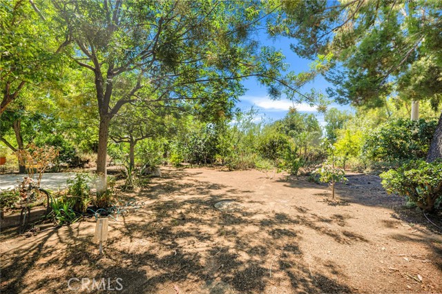 Detail Gallery Image 26 of 37 For 21724 Chatsworth St, Chatsworth,  CA 91311 - 3 Beds | 2 Baths