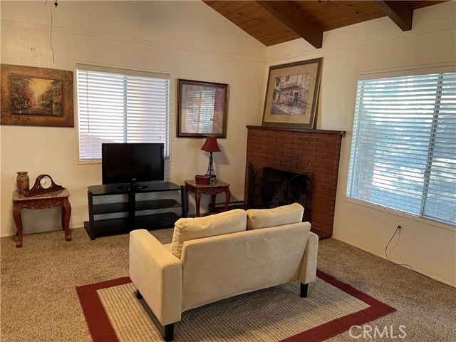 Detail Gallery Image 9 of 16 For 23098 Sycamore Ln, Crestline,  CA 92325 - 2 Beds | 1 Baths