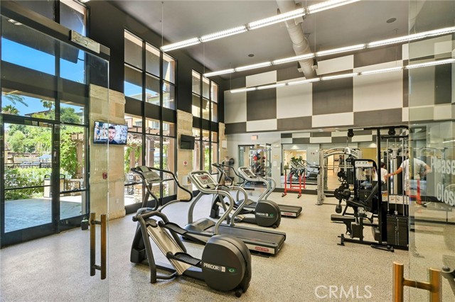 24585 Town Center Drive, Valencia CA: https://media.crmls.org/medias/b14e1d8a-5b9d-49d1-97c5-7a4d954fb65e.jpg