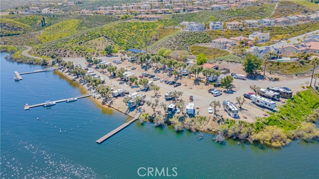 23825 N Canyon Lake Drive, Canyon Lake CA: https://media.crmls.org/medias/b14edd52-0cb4-4984-b5ee-fd444339cfa5.jpg