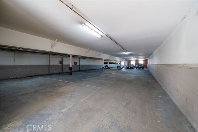 Detail Gallery Image 26 of 40 For 7437 Haskell Ave, Van Nuys,  CA 91406 - – Beds | – Baths