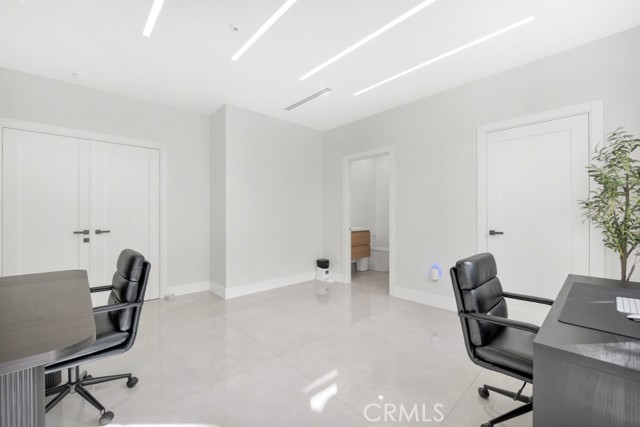 20151 Via Medici, Porter Ranch CA: https://media.crmls.org/medias/b14f7100-468a-4a86-a0f7-efdcd0502df2.jpg