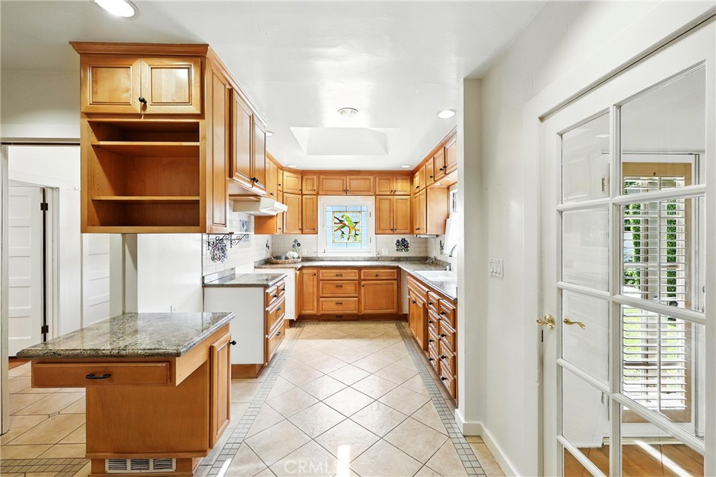 MLS #MB25152478 img 22