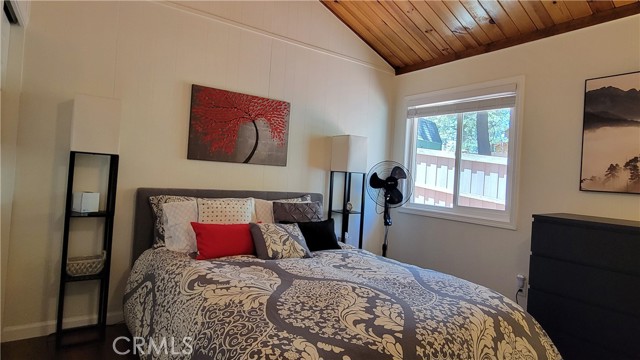 Detail Gallery Image 12 of 23 For 540 Beechnut Dr, Green Valley Lake,  CA 92341 - 2 Beds | 1/1 Baths