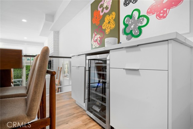 Detail Gallery Image 12 of 31 For 5435 Yarmouth #7,  Encino,  CA 91316 - 2 Beds | 2/1 Baths