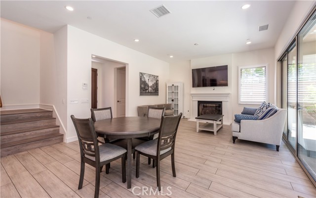 Detail Gallery Image 9 of 43 For 77 English Saddle, Irvine,  CA 92602 - 4 Beds | 3/1 Baths