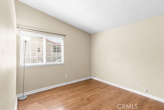 Detail Gallery Image 13 of 20 For 1866 Overland St, Colton,  CA 92324 - 2 Beds | 1 Baths