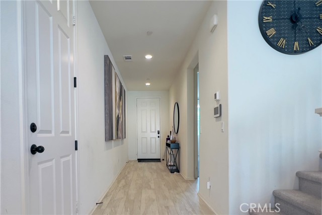 45617 6th E Street, Lancaster CA: https://media.crmls.org/medias/b151fd33-4fc4-470c-90e3-51d2ec03ae40.jpg