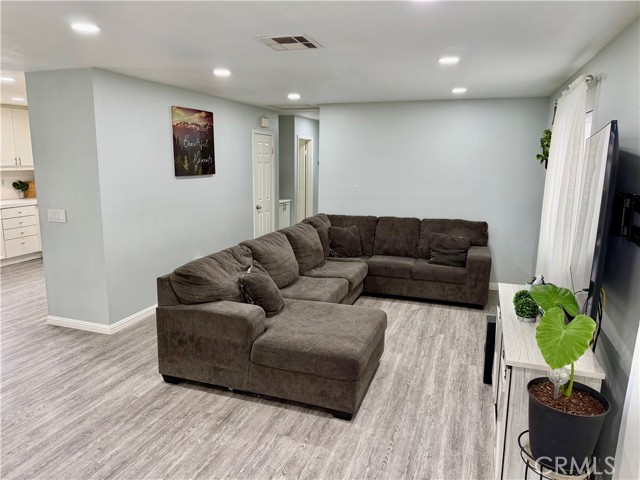 Detail Gallery Image 7 of 31 For 226 E King St, San Bernardino,  CA 92408 - 3 Beds | 2 Baths