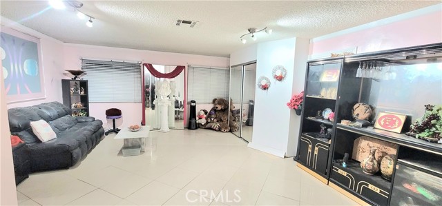 Detail Gallery Image 32 of 41 For 10181 Larson Ave, Garden Grove,  CA 92843 - 4 Beds | 4 Baths