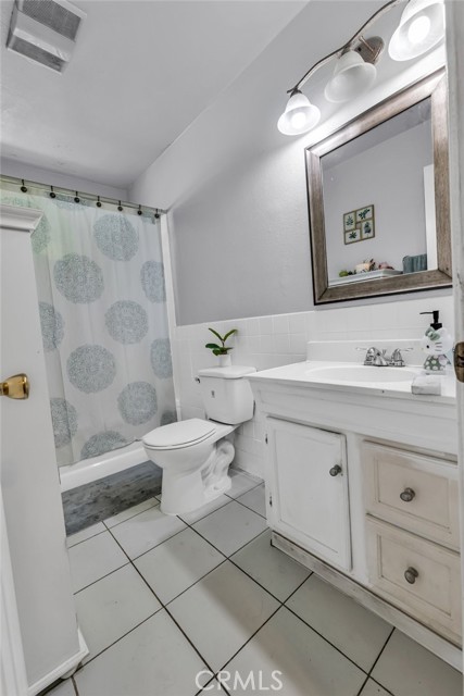 2660 Newell Street, County - Los Angeles CA: https://media.crmls.org/medias/b152a36c-1a5c-4f28-81f0-7a33f817b627.jpg