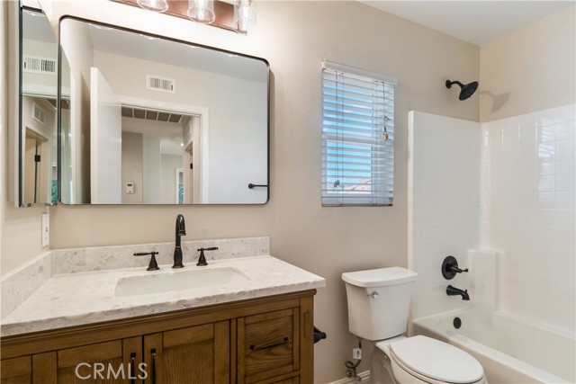 15493 Timberidge Lane, Chino Hills CA: https://media.crmls.org/medias/b152ecc9-8612-46f2-92c9-7c5444221924.jpg