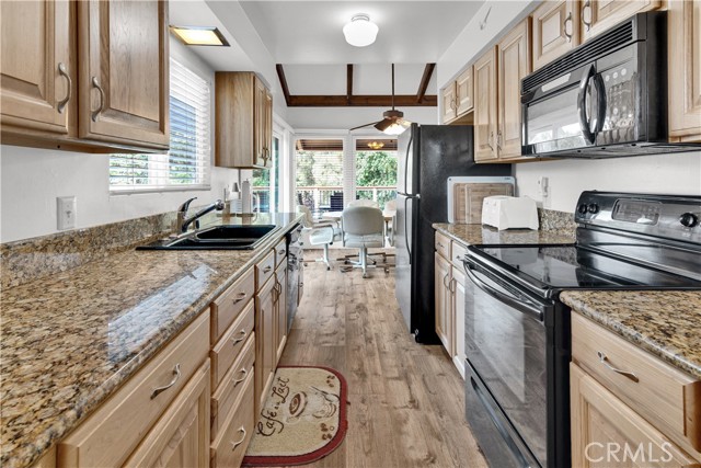 2713 Turkey Cove Road, Bradley CA: https://media.crmls.org/medias/b1530008-1390-4d43-a244-2f68a7fee963.jpg