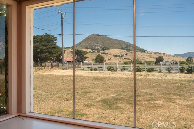 Detail Gallery Image 15 of 39 For 225 O'connor Way, San Luis Obispo,  CA 93405 - 3 Beds | 2/1 Baths