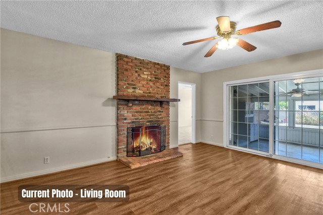 224 E Nubia Street, Covina CA: https://media.crmls.org/medias/b1536031-497d-4988-b820-d7428daf09b6.jpg