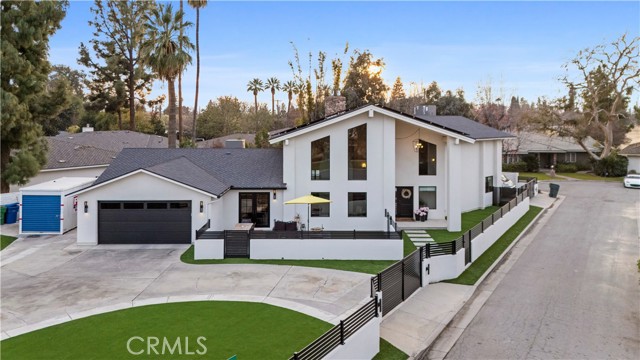 Detail Gallery Image 13 of 70 For 841 Fairway Dr, Bakersfield,  CA 93309 - 5 Beds | 3 Baths