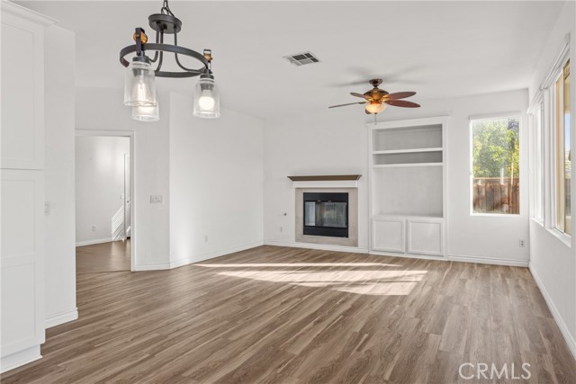 Detail Gallery Image 12 of 38 For 9749 Orange, Rancho Cucamonga,  CA 91737 - 4 Beds | 2/1 Baths