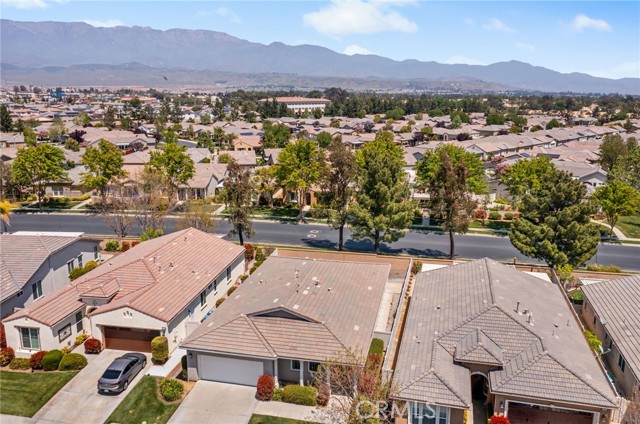 1580 Turtle Creek, Beaumont CA: https://media.crmls.org/medias/b1547f11-b6b6-46df-804c-1907284fda16.jpg