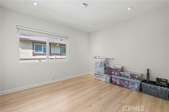 Detail Gallery Image 18 of 54 For 8601 Sunland #37,  Sun Valley,  CA 91352 - 3 Beds | 1/1 Baths