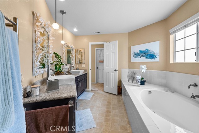 2310 Curtis Avenue, Redondo Beach, California 90278, 3 Bedrooms Bedrooms, ,Residential,Sold,Curtis,SB21214426