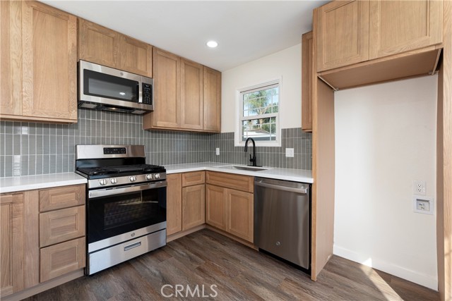 Detail Gallery Image 21 of 30 For 1887 Saint Louis Ave, Signal Hill,  CA 90755 - – Beds | – Baths