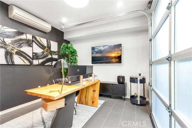 1523 Sullivan Avenue, Costa Mesa CA: https://media.crmls.org/medias/b15736aa-5536-47e7-93b2-4cfb67b5e559.jpg