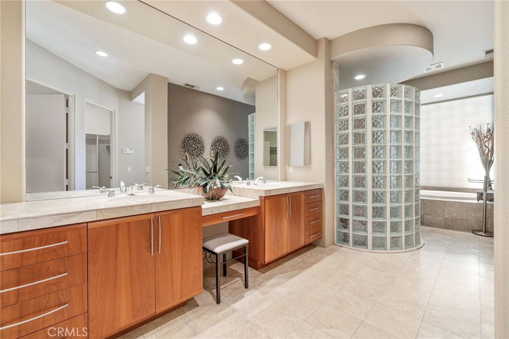 MLS #NP25254327 image #26