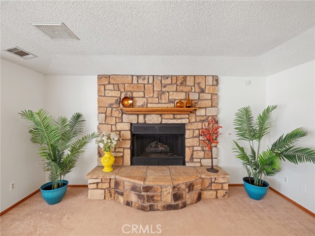 Detail Gallery Image 14 of 50 For 14986 Shady Elm Ln, Helendale,  CA 92342 - 3 Beds | 2 Baths
