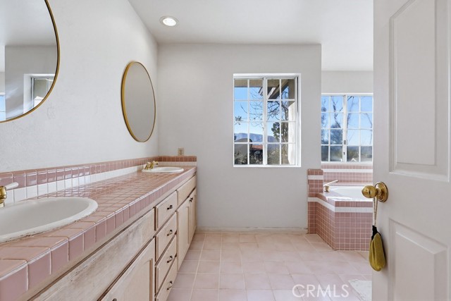 Detail Gallery Image 52 of 68 For 7114 Wyngate St, Tujunga,  CA 91042 - 3 Beds | 2/1 Baths