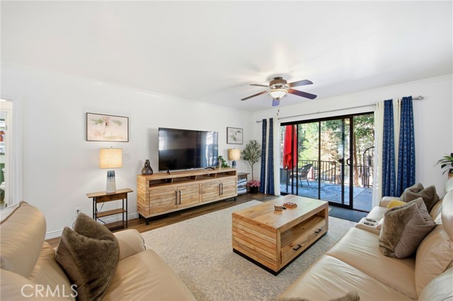 528 Brentwood, Lake Arrowhead CA: https://media.crmls.org/medias/b1594fec-05d4-4615-82f1-e80eea41ad2b.jpg
