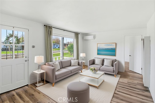 Detail Gallery Image 6 of 33 For 2194 Meadowbrook, Merced,  CA 95348 - 3 Beds | 1/1 Baths