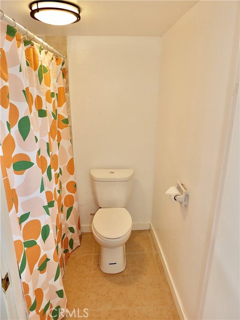 Detail Gallery Image 35 of 39 For 2290 Pasadena Ave, Long Beach,  CA 90806 - 2 Beds | 1/1 Baths