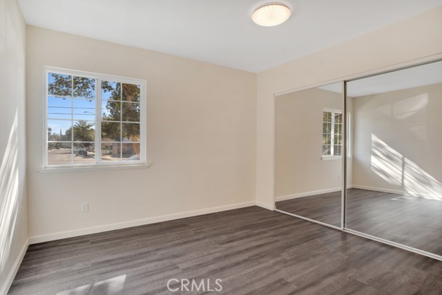 Detail Gallery Image 15 of 26 For 7635 Fallbrook Ave, West Hills,  CA 91304 - 4 Beds | 3 Baths