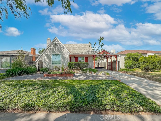 Detail Gallery Image 4 of 61 For 1817 Elm St, Alhambra,  CA 91803 - 3 Beds | 2 Baths