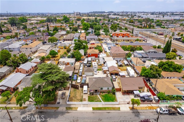 116 E Tichenor Street, Compton CA: https://media.crmls.org/medias/b15aef09-f294-44fe-90d0-2923d3baa012.jpg