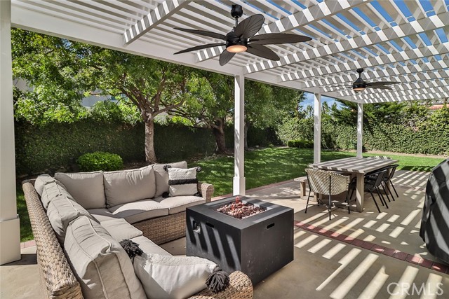 2505 Peachwood Place, Westlake Village CA: https://media.crmls.org/medias/b15bc230-080d-4dfb-a139-7a8c428a1fe7.jpg