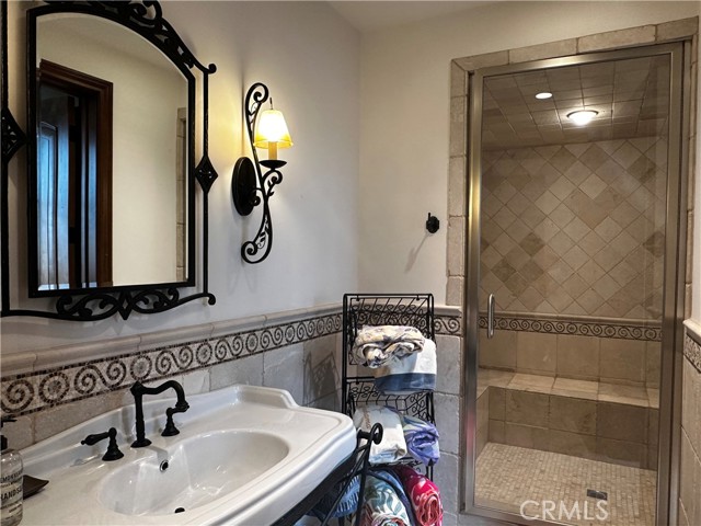 1138 Corte Tularosa, Camarillo CA: https://media.crmls.org/medias/b15c7900-d9c4-49d9-b6dc-a0a9a69f8542.jpg