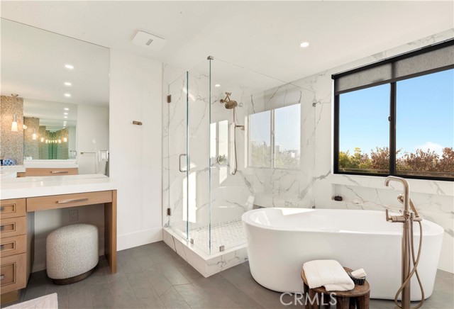 Detail Gallery Image 61 of 75 For 2720 Pebble, Corona Del Mar,  CA 92625 - 5 Beds | 4/1 Baths