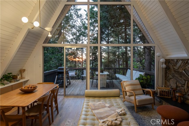 Detail Gallery Image 26 of 29 For 399 Rainier Rd, Lake Arrowhead,  CA 92352 - 3 Beds | 3 Baths