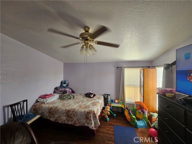 Detail Gallery Image 15 of 24 For 16600 Downey Ave #27,  Paramount,  CA 90723 - 4 Beds | 2 Baths