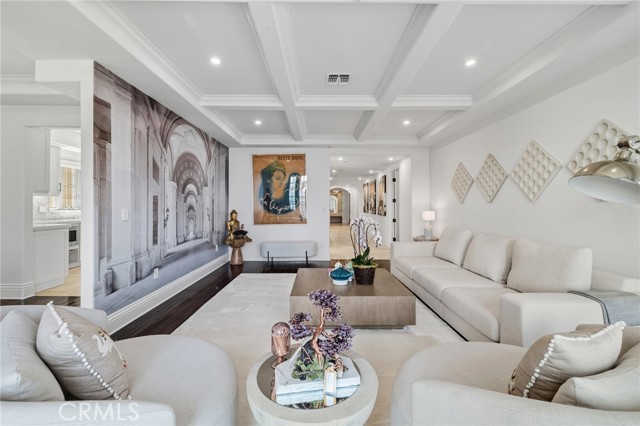 Detail Gallery Image 5 of 68 For 1835 Pandora Ave #402,  Los Angeles,  CA 90025 - 3 Beds | 4 Baths