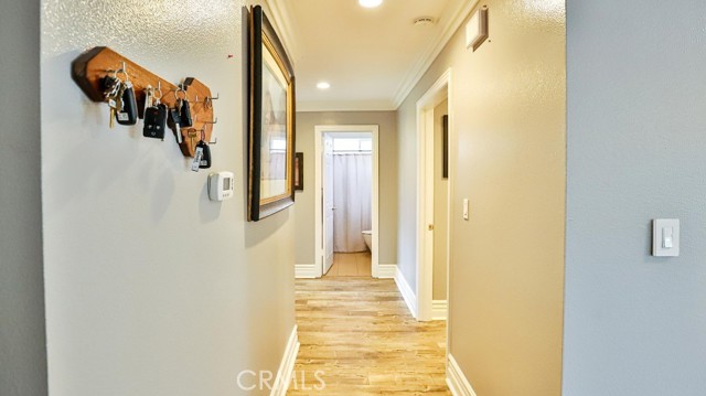 22941 Belquest Drive, Lake Forest CA: https://media.crmls.org/medias/b15db17f-96c0-461a-9dc4-2557ccf315cb.jpg