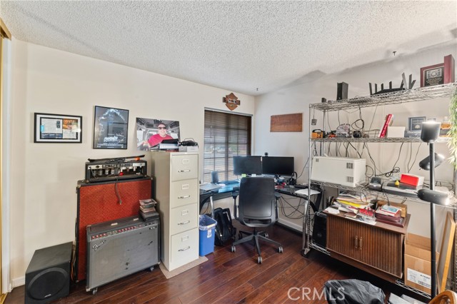 14376 Dartmouth Circle, Moorpark CA: https://media.crmls.org/medias/b15eec5e-167c-4df5-90e9-7d3f48fcfac1.jpg