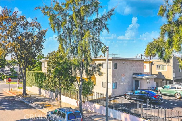 1711 Delaware Avenue Santa Monica, California Incredible location! Great investment opportunity! A 6-unit multifamily property just one block to Santa Monica College, close to the Metro Expo Line and Third Street Promenade! All are 2 bedroom, 1 bathroom units, very nicely sized. The location is fantastic, accessible, desirable, and convenient. The property is nestled comfortably on a friendly tree-lined street in a great neighborhood and the lot is surprisingly large for the location. There is a secure gated parking lot with individual spaces for tenants, a bike parking area, and laundry room. The perfect combination of great income, investment upside, and a central location close to everything!